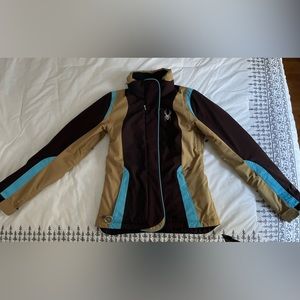 Spyder women’s ski coat. Size 4- small. Excellent condition